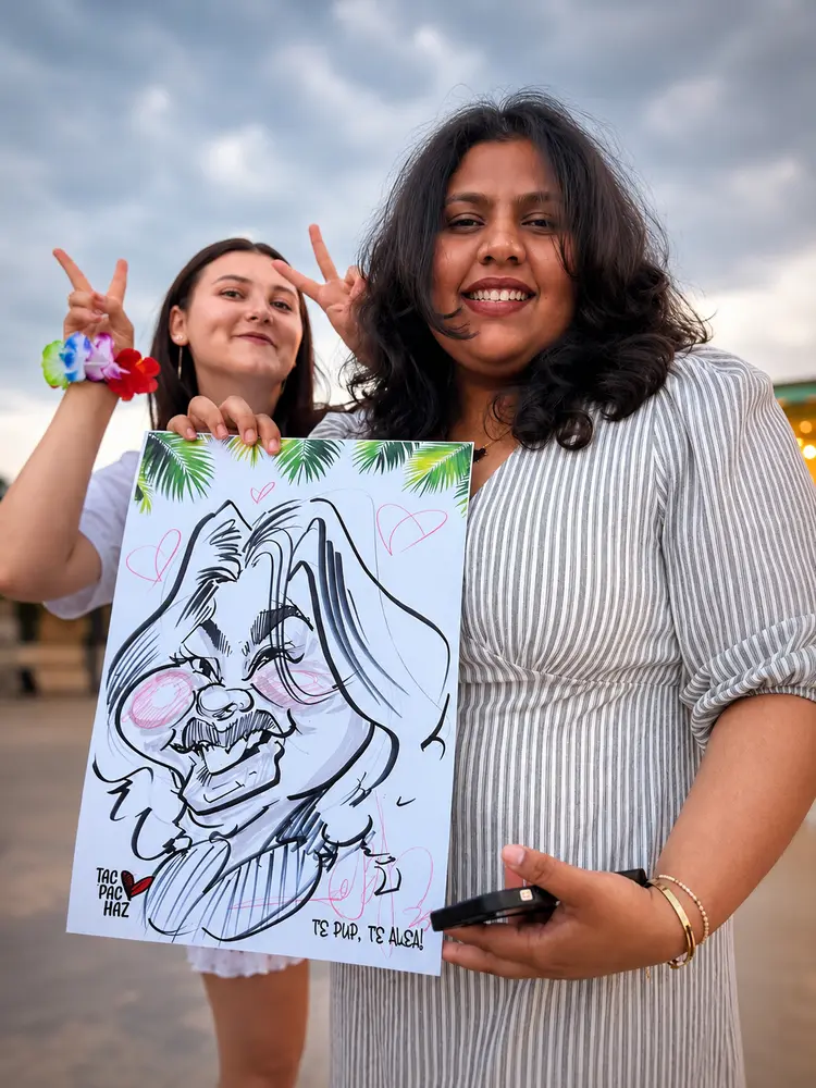 Caricaturi live — pe viu